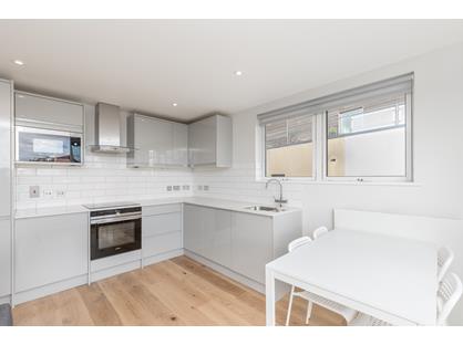 3 Bed Flat, Signal House, SE1