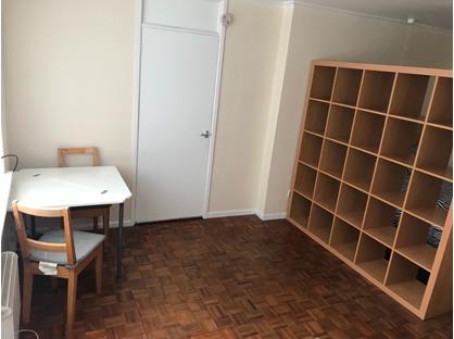 Studio Flat, Dudley Port, DY4