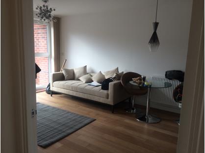 2 Bed Flat, Brunel House, RM8