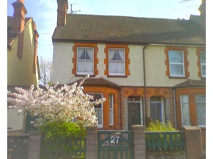 3 Bed End Terrace, Craig Avenue, RG30