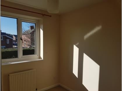 2 Bed Terraced House, Birchfield Crescent, S75