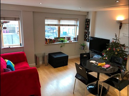 1 Bed Flat, Westferry Road, E14