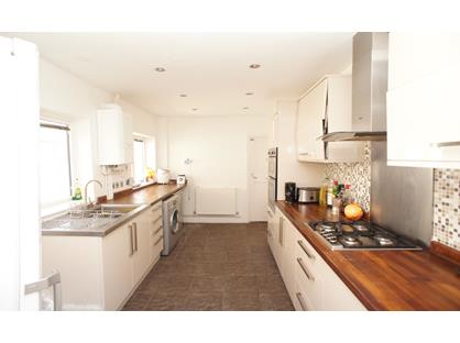 Room in a Shared House, Kings Highway, SE18