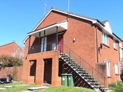 Studio Flat, Springford Gardens, SO16