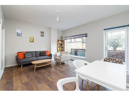 1 Bed Flat, Mowlem Street, E2