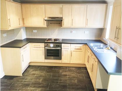 3 Bed Terraced House, Newbold Street, OL16