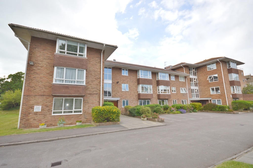1 Bed Flat, North Drive, BN2