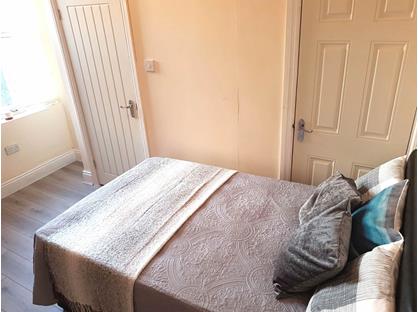 Room in a Shared House, Albert Road, B33