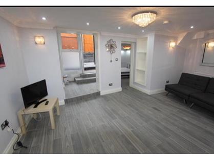 1 Bed Flat, Orlop Street, SE10