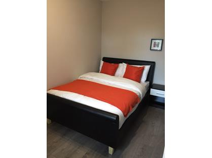 Room in a Shared House, Shaw Heath, SK2