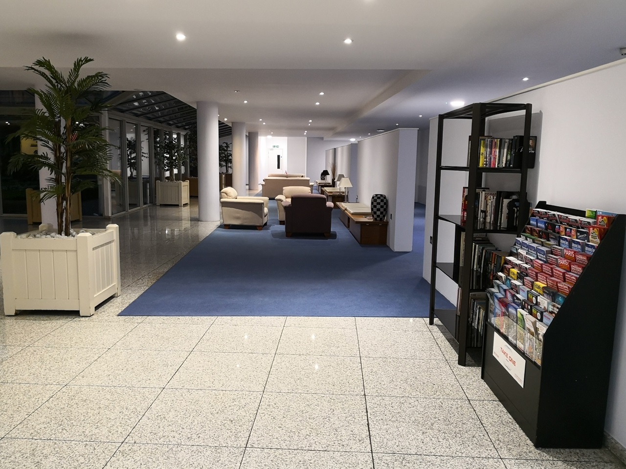 1 Bed Flat, Adriatic Building, E14 photo 4