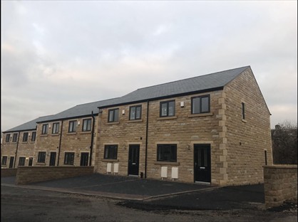 3 Bed Terraced House, Heathbury Gardens, HX5