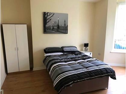 Room in a Shared House, De Grey Street, HU5