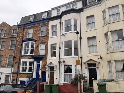 1 Bed Flat, New Queen Street, YO12