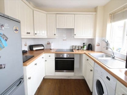 1 Bed Flat, Brimfield Road, RM19