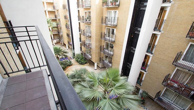 Additional image 9 of 2 Bed Flat, Globe View, EC4V, N1 7GU