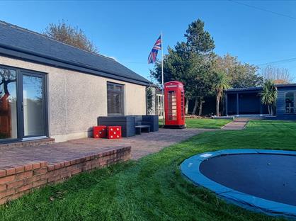 2 Bed Bungalow, Jack's Road, KA21