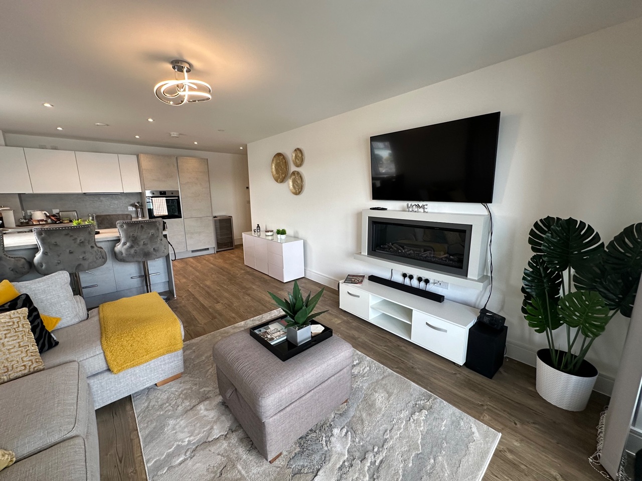 2 Bed Flat, Thomas Blake Avenue, SO14, N1 7GU