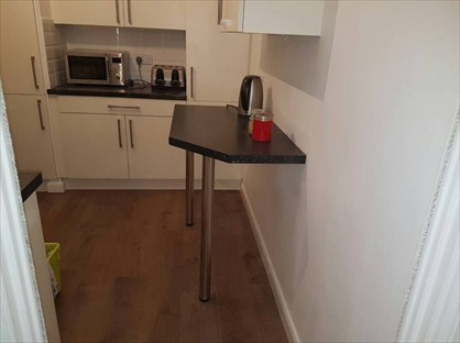 Room in a Shared Flat, Marcon Court, E8
