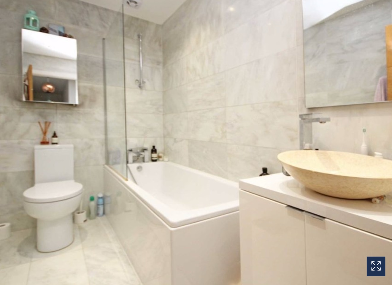 2 Bed Terraced House, Shore Road, E9 photo 4