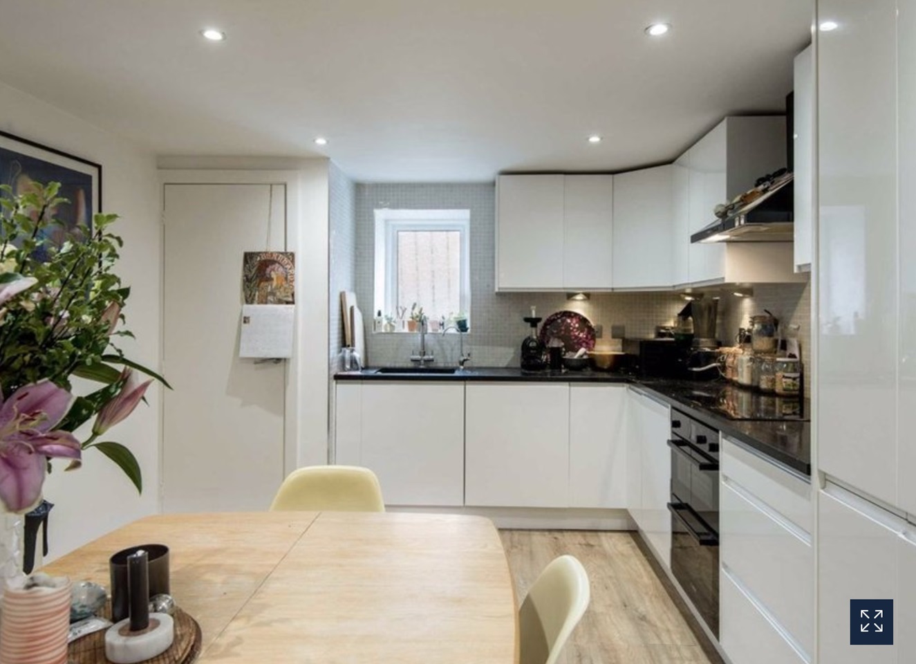 2 Bed Terraced House, Shore Road, E9 photo 3