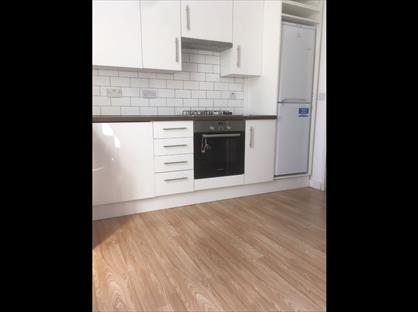 2 Bed Flat, Hornsey Road, N7