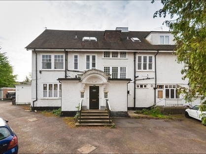 Bedsit, Limerick House, GU22