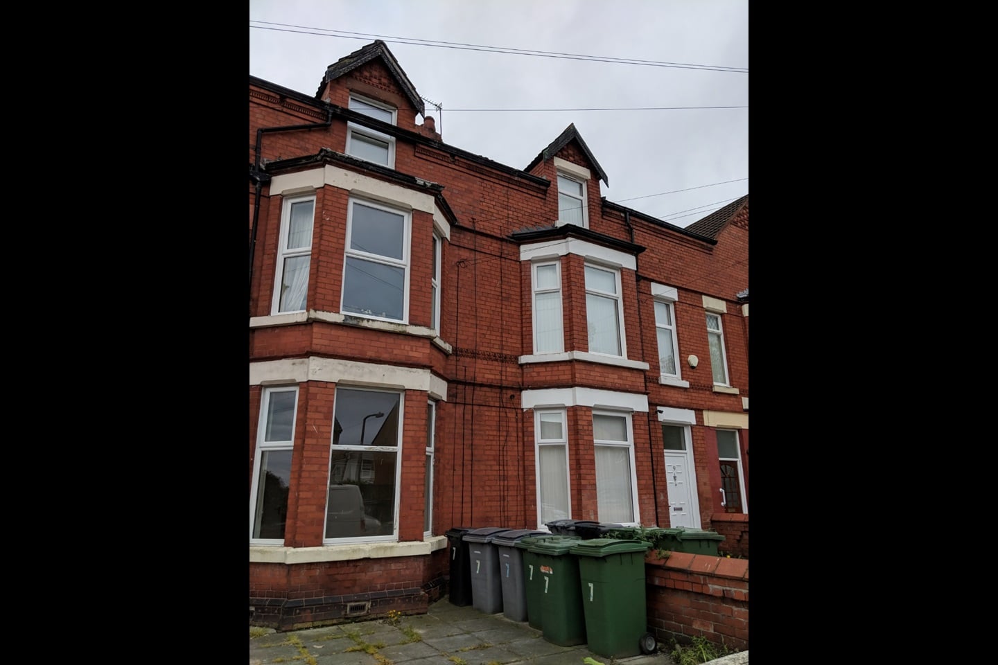1 Bed Flat, Falkland Road, CH44