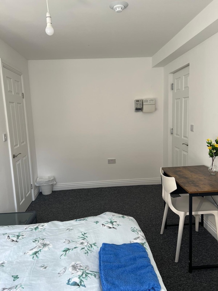 Additional image 11 of Room in a Shared House, Wilson Road, RG30, N1 7GU