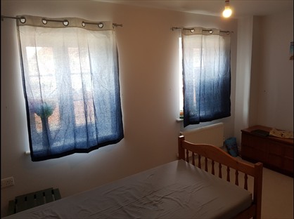 3 Bed Terraced House, Sinclair Drive, RG21