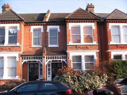 2 Bed Flat, Klea Avenue, SW4
