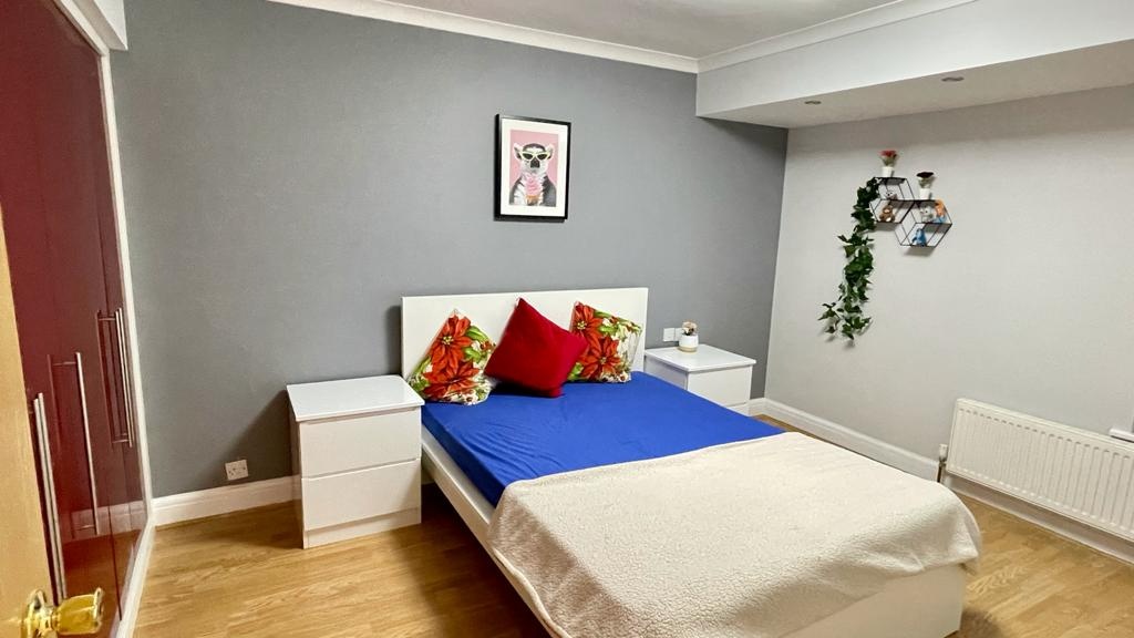 Additional image 17 of 1 Bed Flat, Kingfisher Place, RG1, N1 7GU