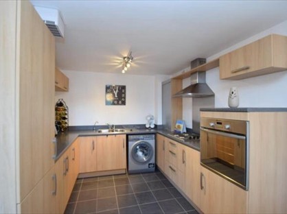 2 Bed Flat, Broadlands Gardens, LS28
