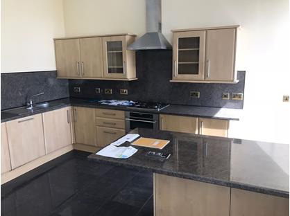 3 Bed Flat, Arran Place, KA22