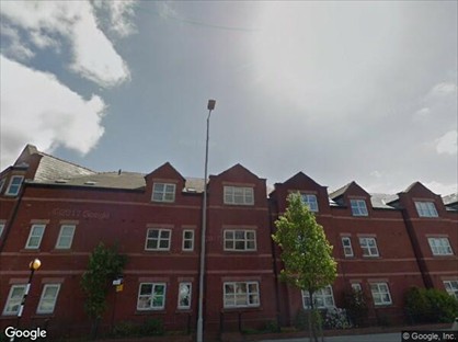 2 Bed Flat, Peel House, L21