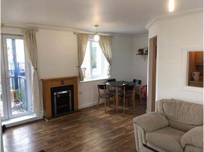 2 Bed Flat, Peddle Court, HP11