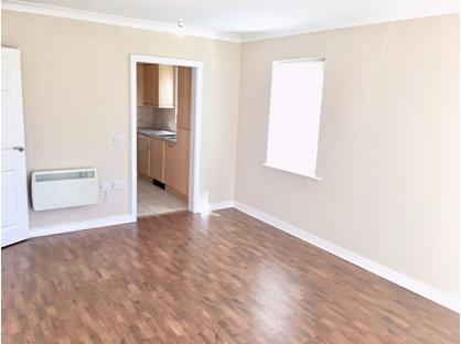 2 Bed Flat, The Mariners, FY8