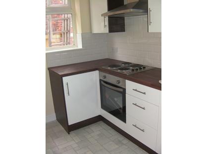 3 Bed Semi-Detached House, Kingsway, WF6