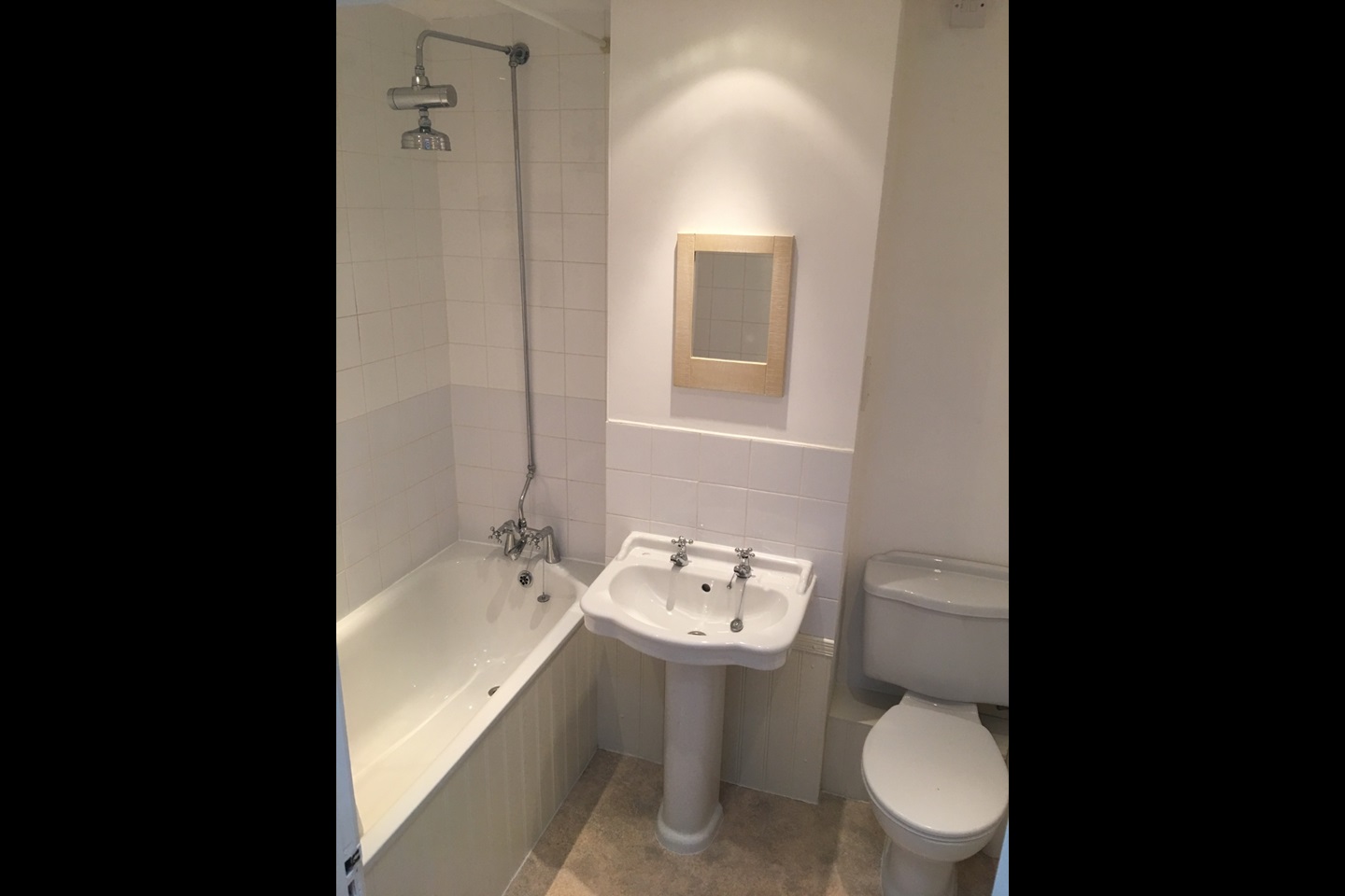 London 1 Bed Flat, Sunningdale, W13 To Rent Now for £1,600.00 p/m