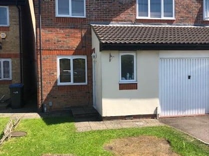 4 Bed Semi-Detached House, Manton Road, EN3