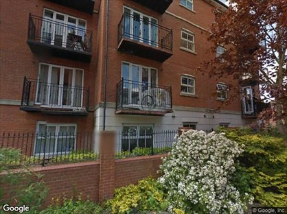 2 Bed Flat, Imperial Court, RG14