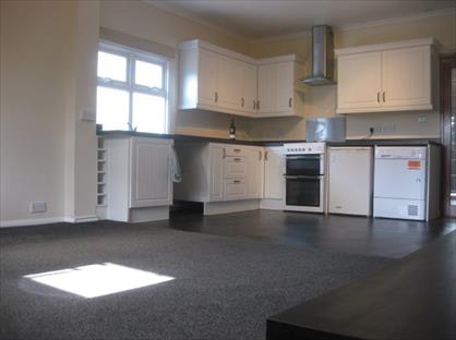3 Bed Bungalow, Betterton Road, RM13