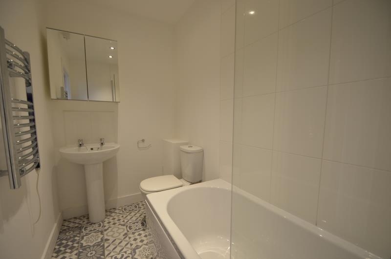 2 Bed Flat, Century House, LE2 photo 4