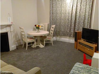 2 Bed Flat, High Street, GU15
