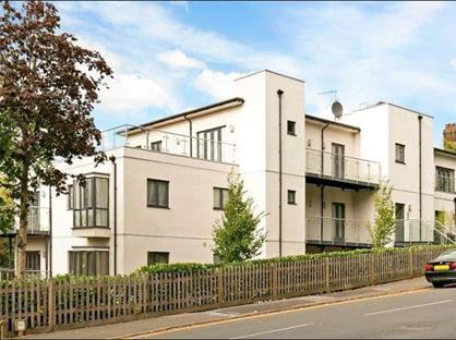 2 Bed Flat, Mount Harry Road, TN13