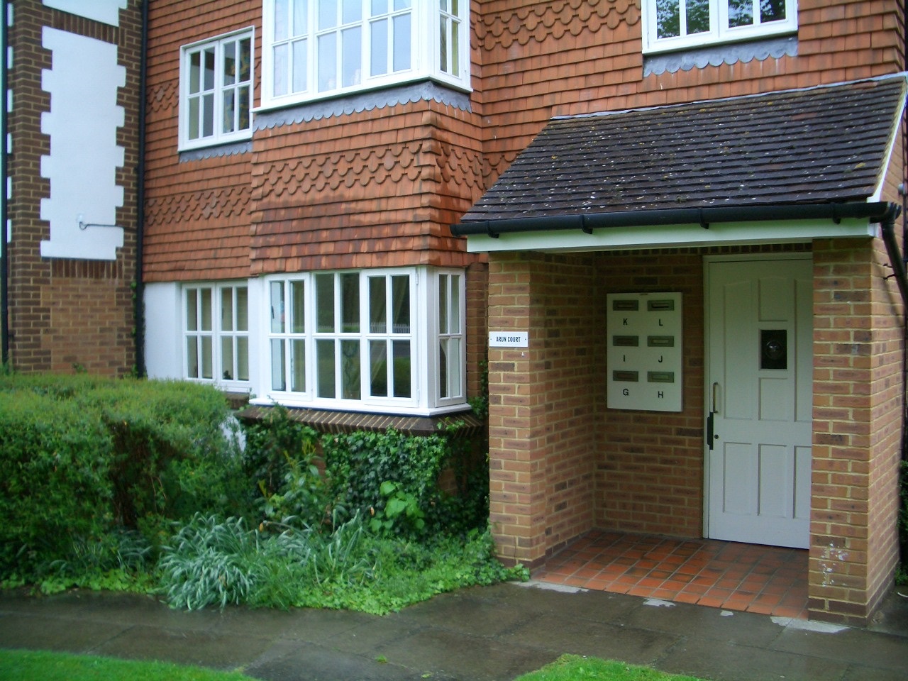 2 Bed Flat, Arun Court, RG30, N1 7GU