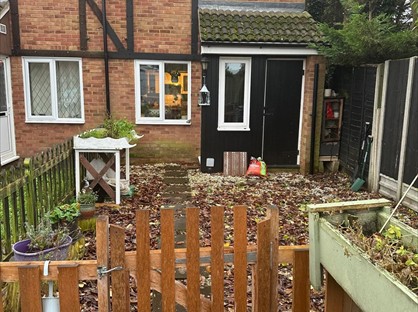 1 Bed Semi-Detached House, Aragon Close, TW16