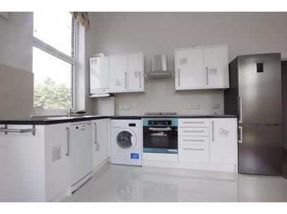 2 Bed Flat, Horn Lane, W3