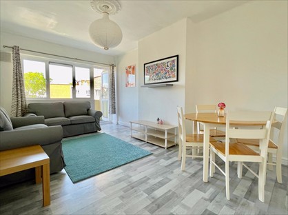 3 Bed Flat, Brookstone Court, SE15