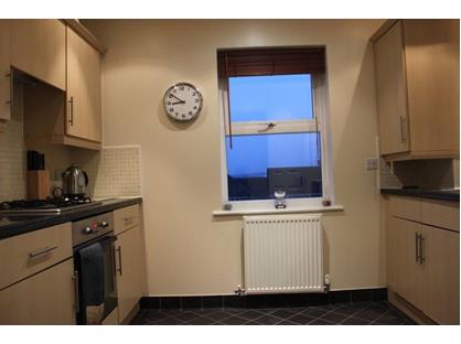 2 Bed Flat, Glandford Way, RM6